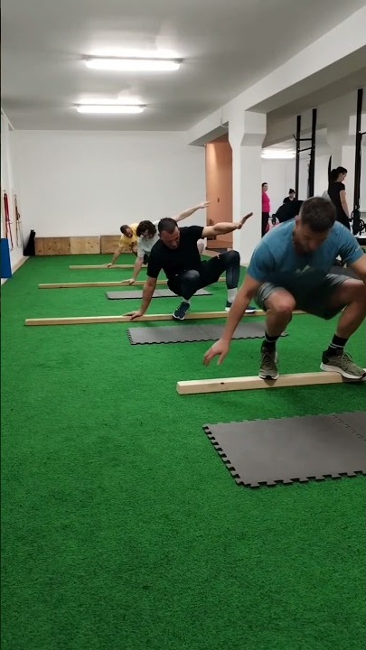 Naslovna slika videa – Move Natural